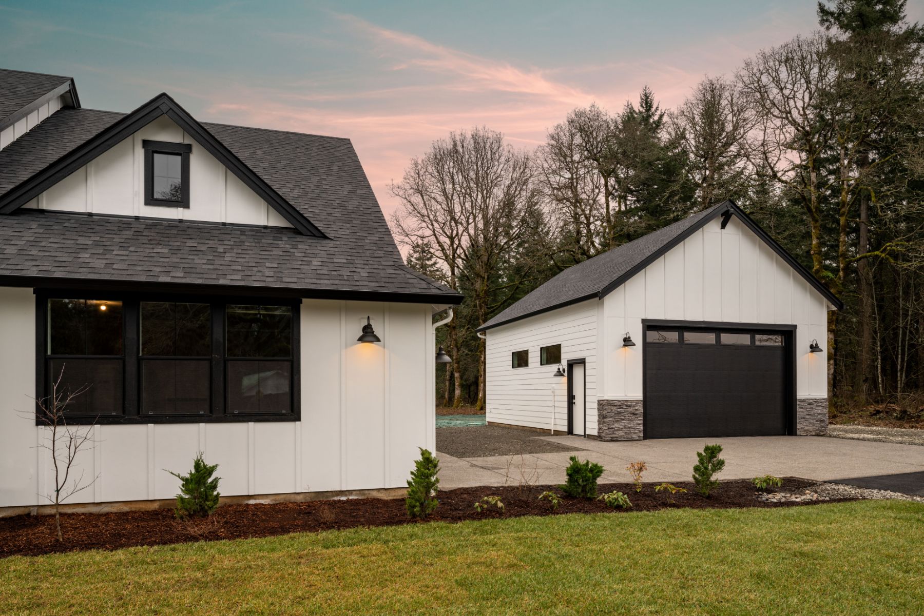 Benefits Of A Detached Workshop Garage Garrette Custom Homes   230126 105222 09925 Clean Sky 